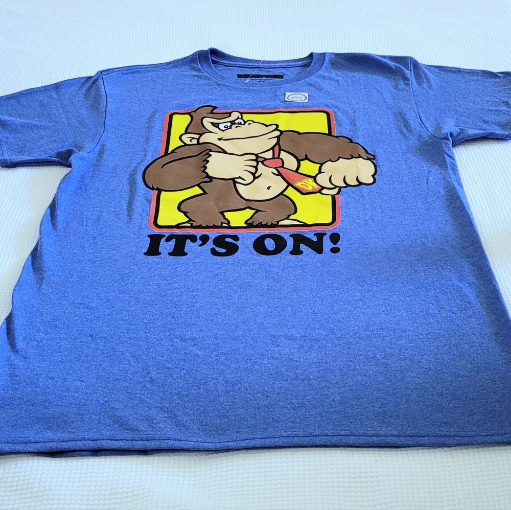 Nintendo🎮 Donkey Kong🦍 "It's On" Graphic Tee👕 - NWOT - Picture 11 of 14